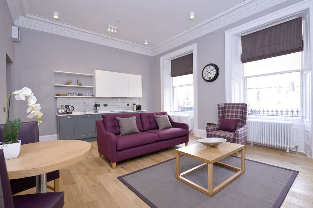 Destiny Scotland - Distillers House 26/50