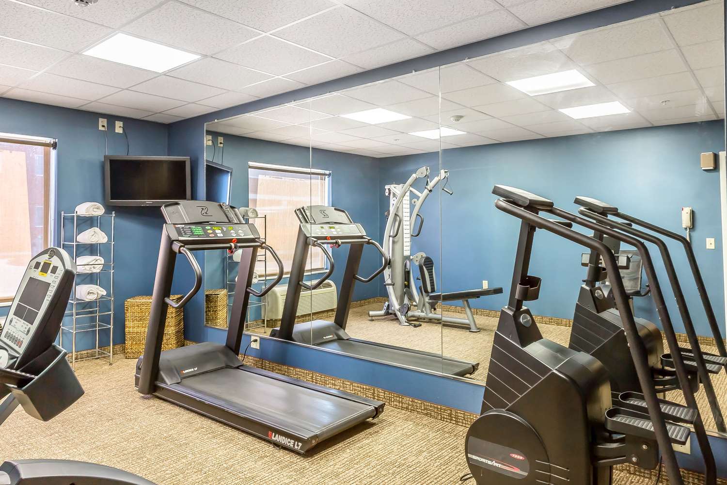 Comfort Inn Frederick - Ballenger Creek 6/18