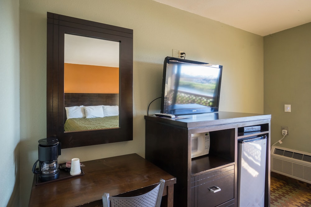 Ocean Gate Inn 38/58