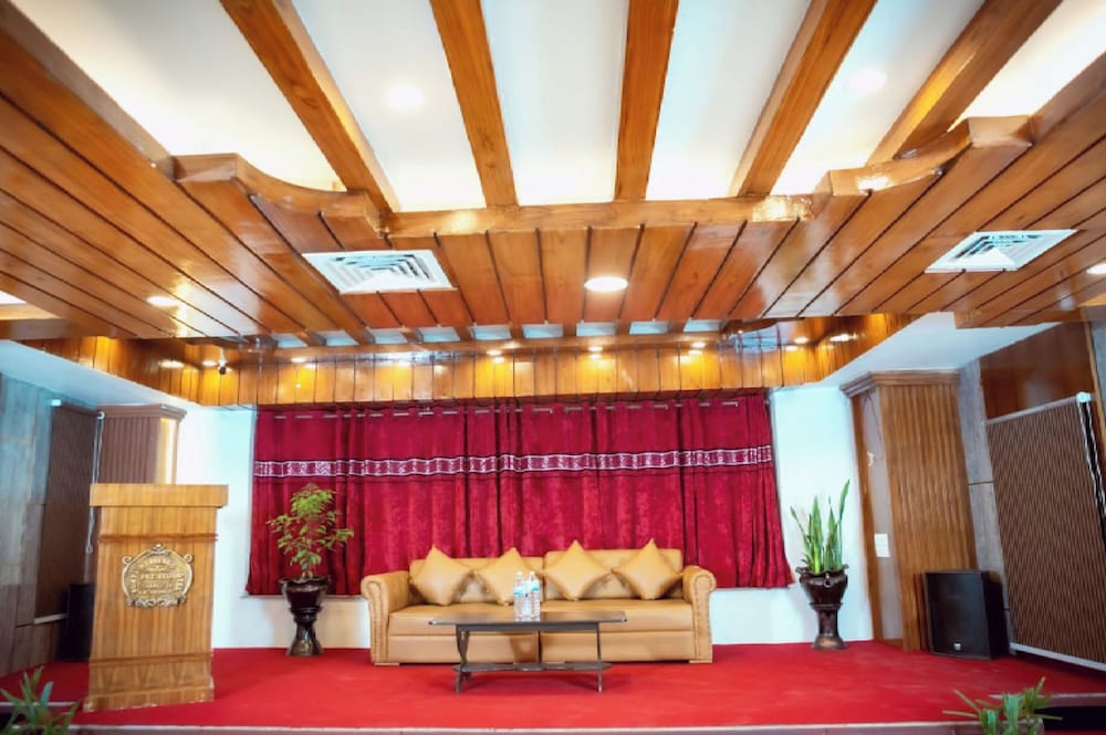 Surya Heritage Hotel 9/61