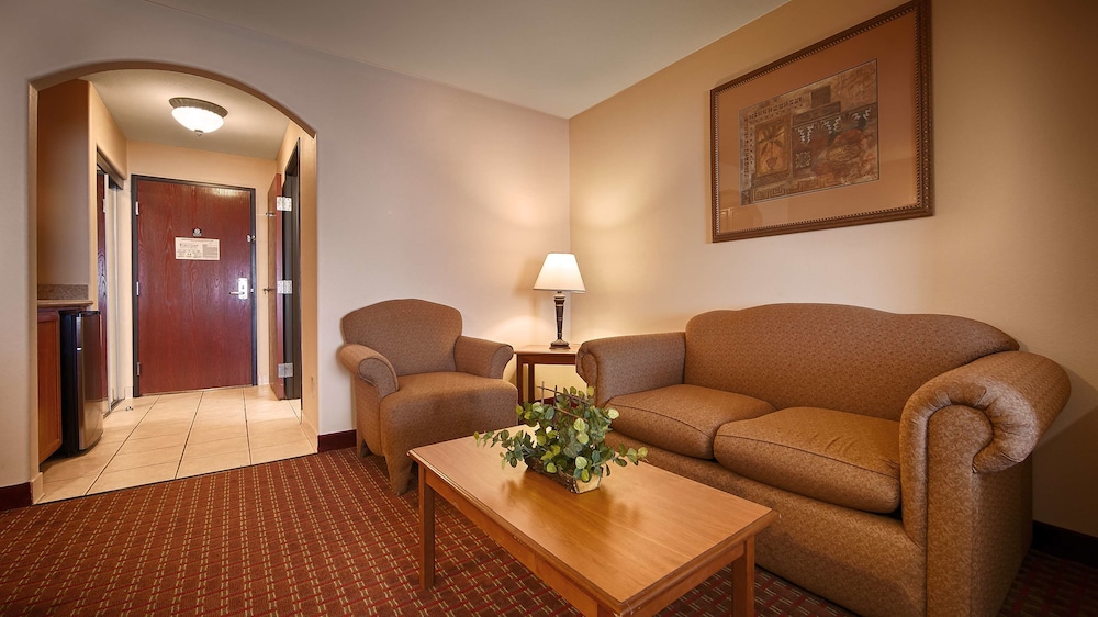Best Western Casa Villa Suites 18/28