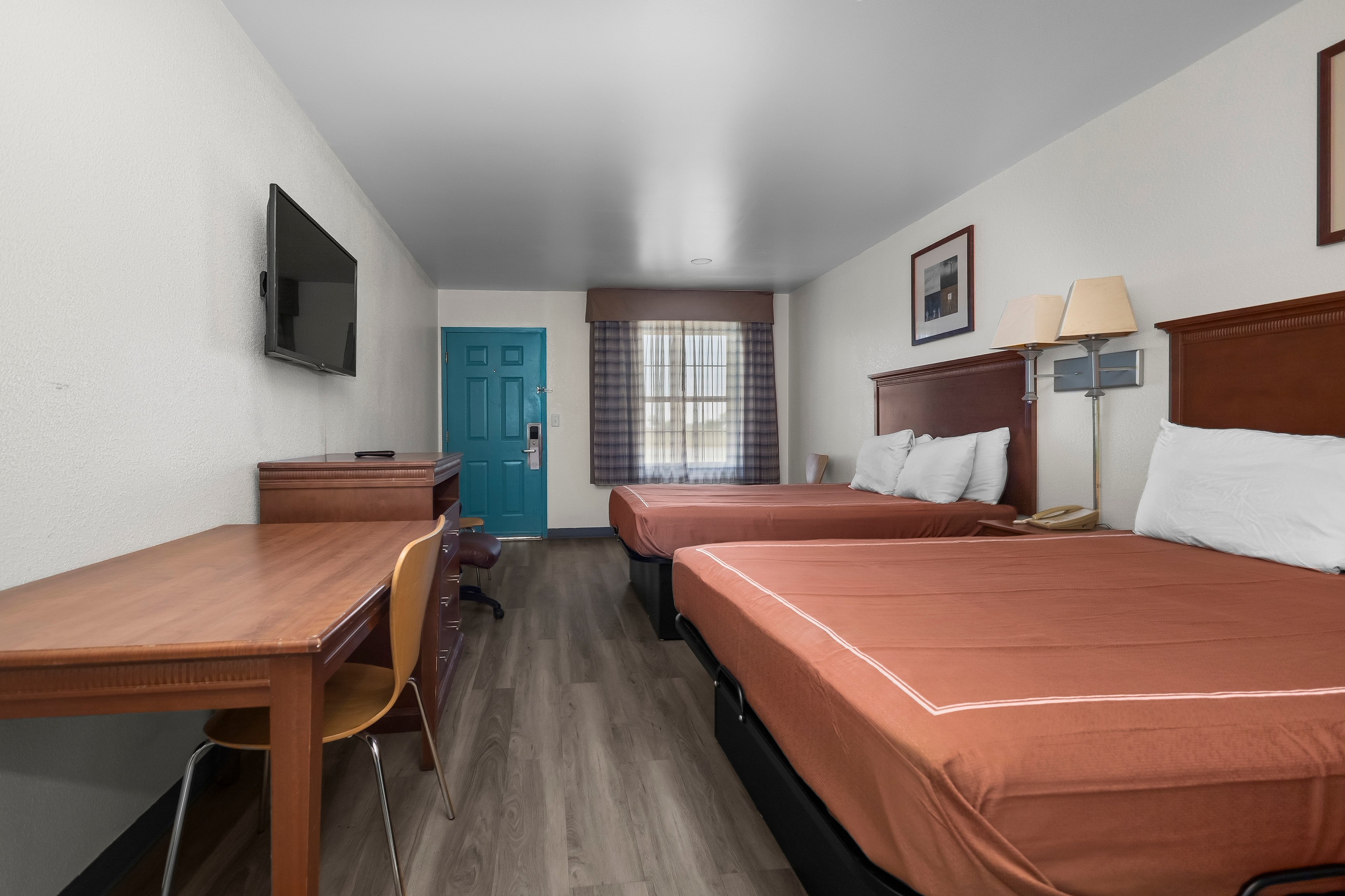 Economy Inn and Suites 7/68