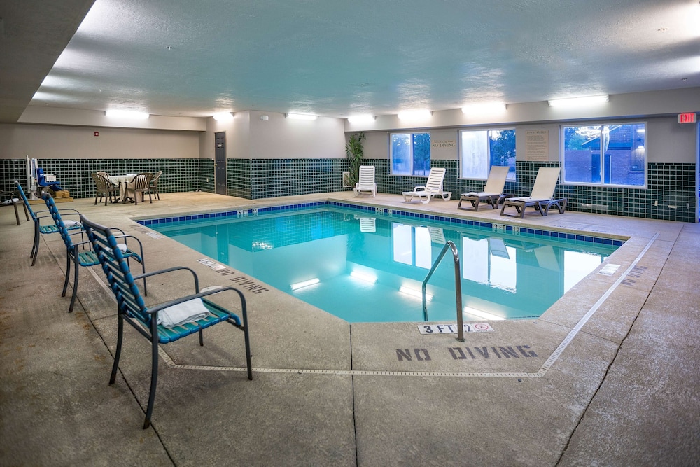 Country Inn and Suites By Radisson Augusta At I-20 GA 2/38