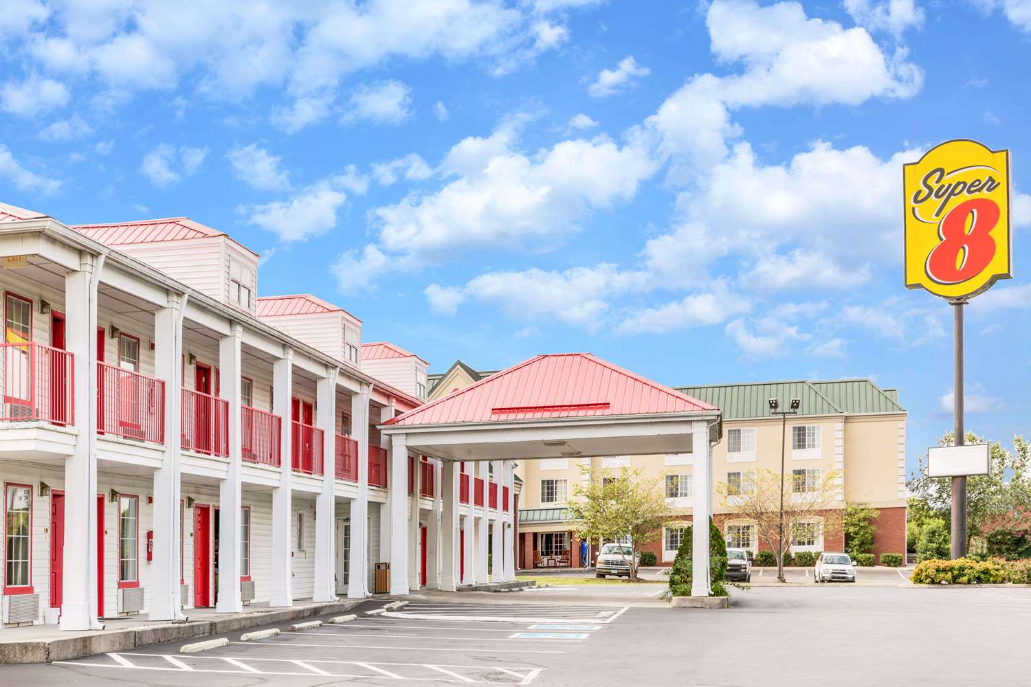 Super 8 by Wyndham Clinton 15/17