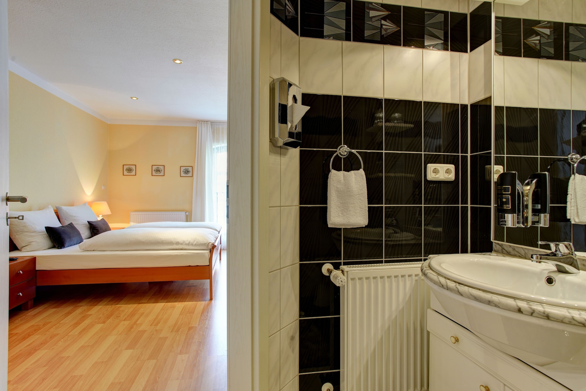 غرفة قياسية بسرير مزدوج، Gasthaus Hannover 3/3