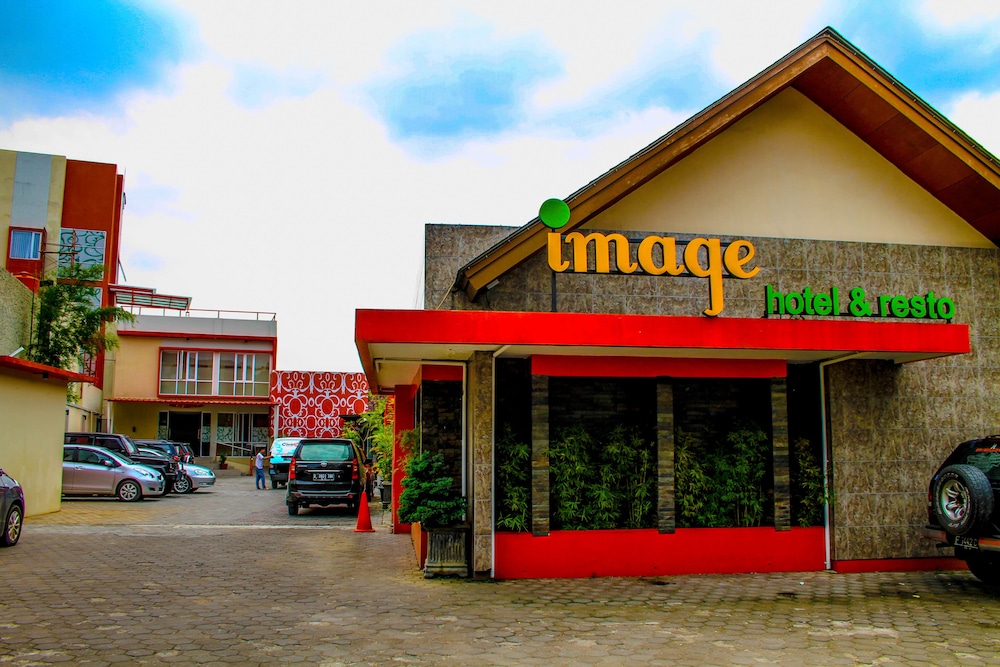 Image Hotel & Resto 13/17