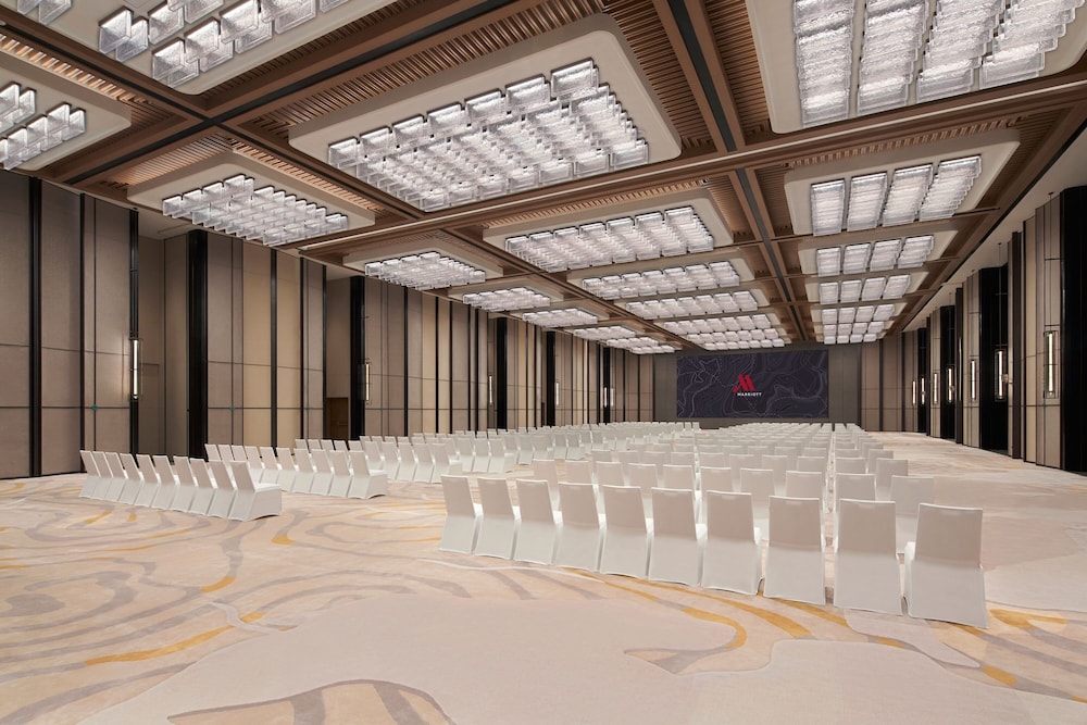 Tianjin Marriott Hotel National Convention and Exhibition Center 30/50