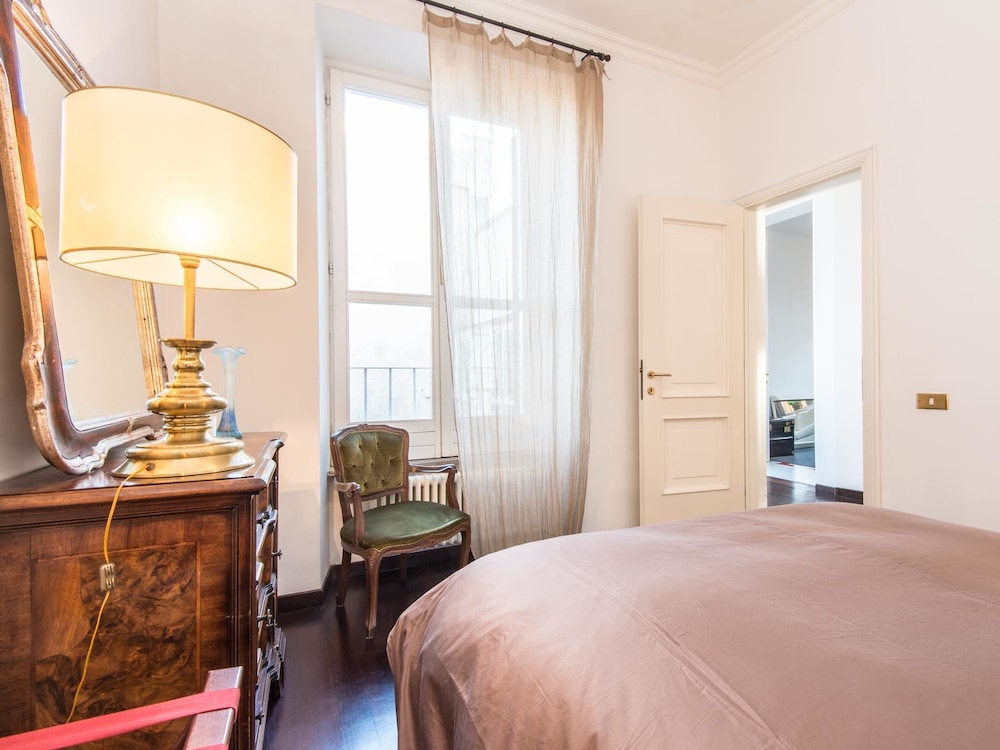 RSH Luxury Spanish Steps Terrace 20/50