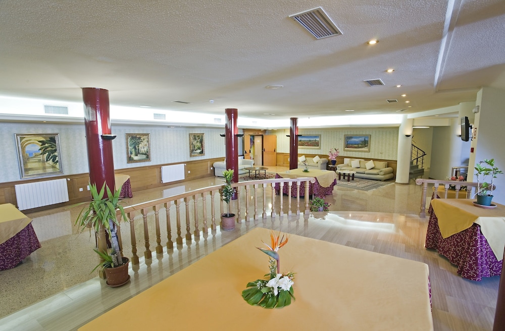 Hotel Perla Marina 6/50