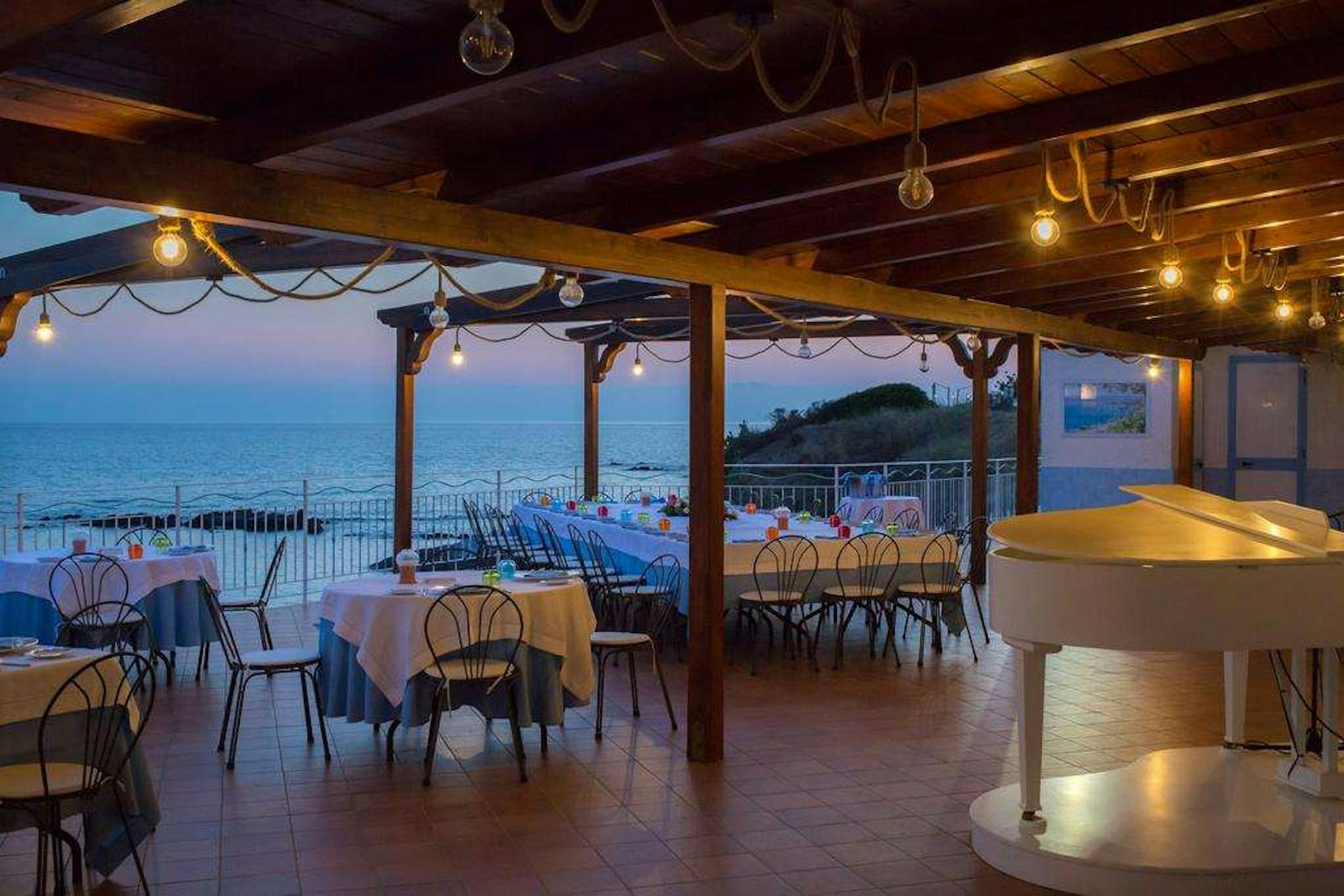 HOTEL FERRETTI 57/69