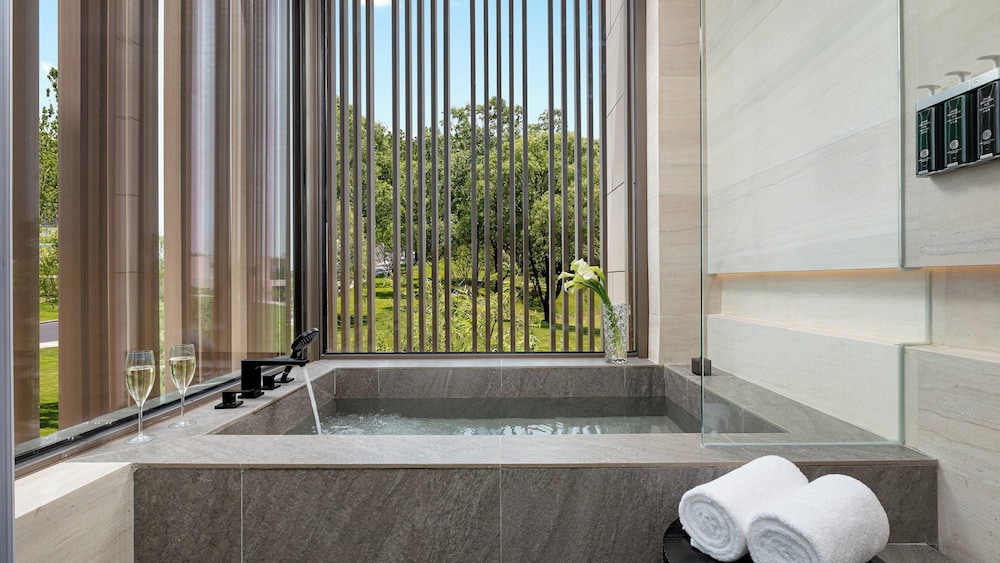 Hotel Indigo Beidaihe by IHG 24/50