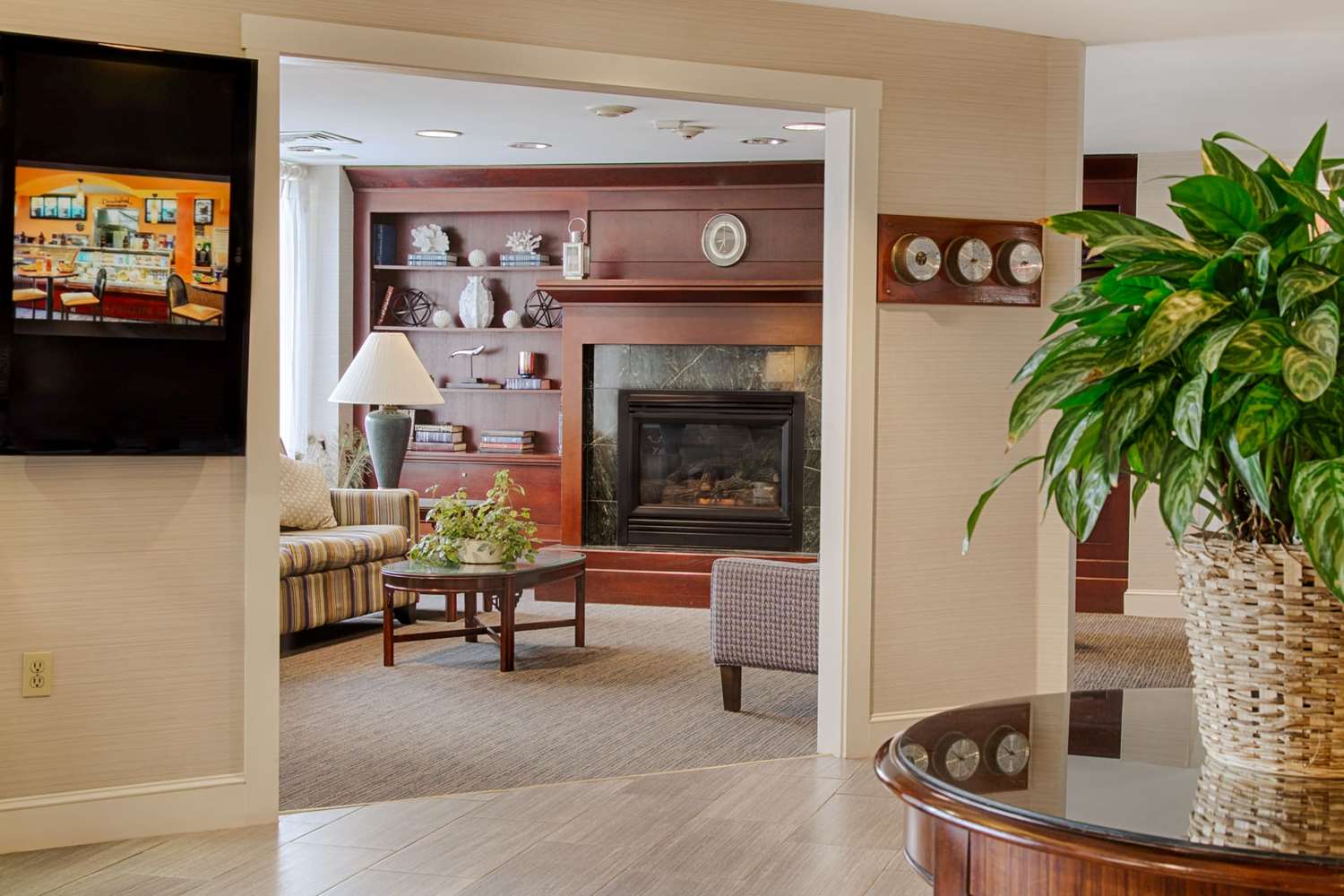 Lobby at Ramada by Wyndham Boston, BOSTON - MA