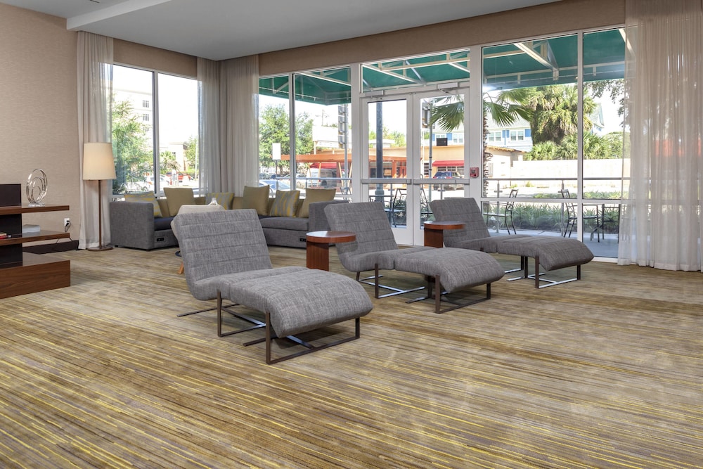 Courtyard By Marriott Deland Historic Downtown 25/47
