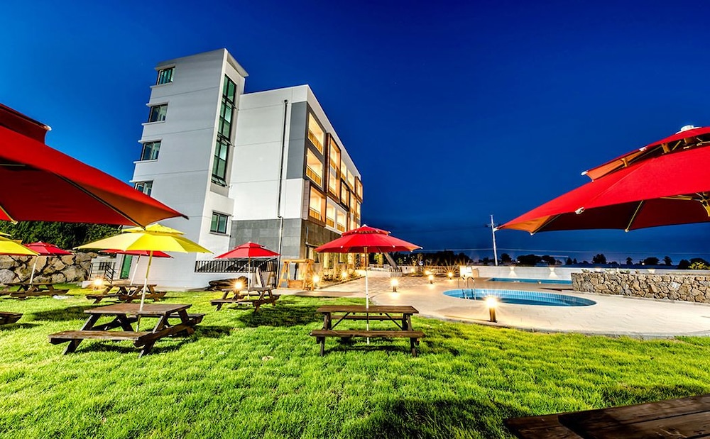 Jnb Family Hotel 43/50