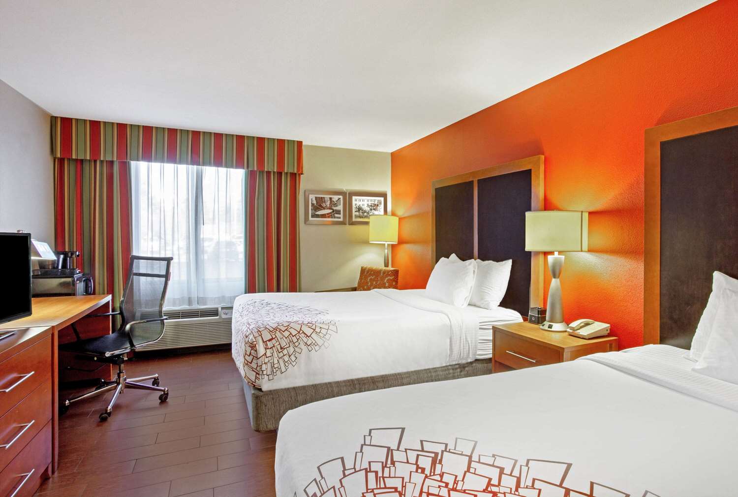 La Quinta Inn Williamsburg Historic Area 7/25