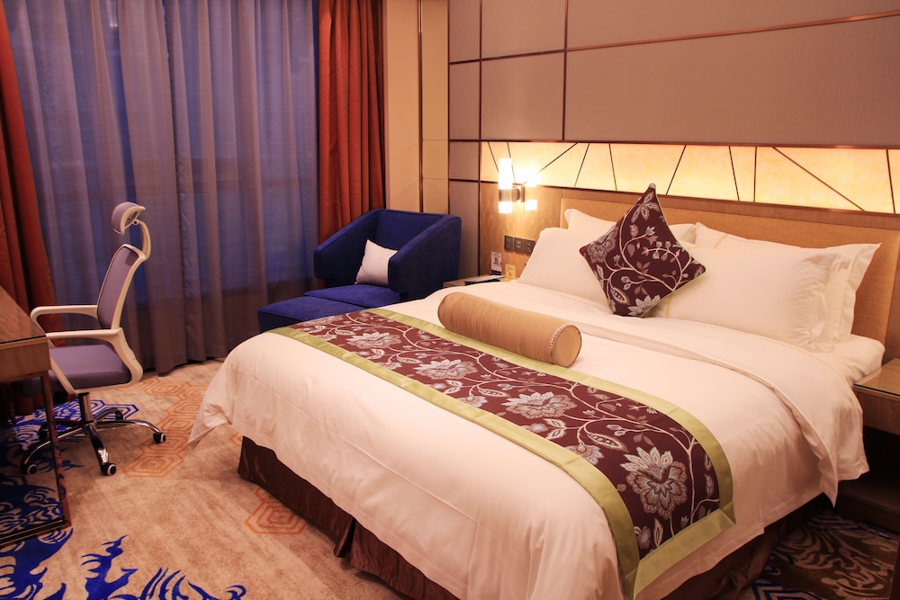 Huayu Landmark Hotel 7/32