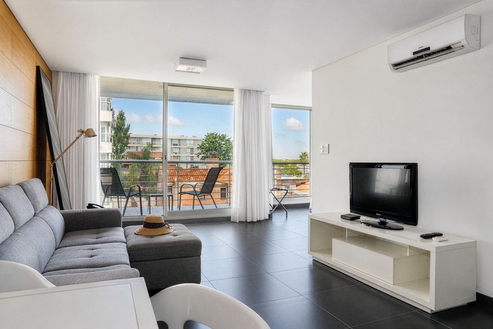 Costa Colonia Riverside Boutique Hotel 31/49