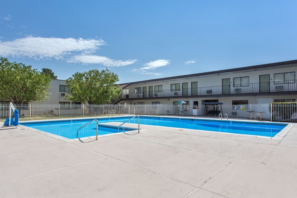 Quality Inn Stateline 6/33