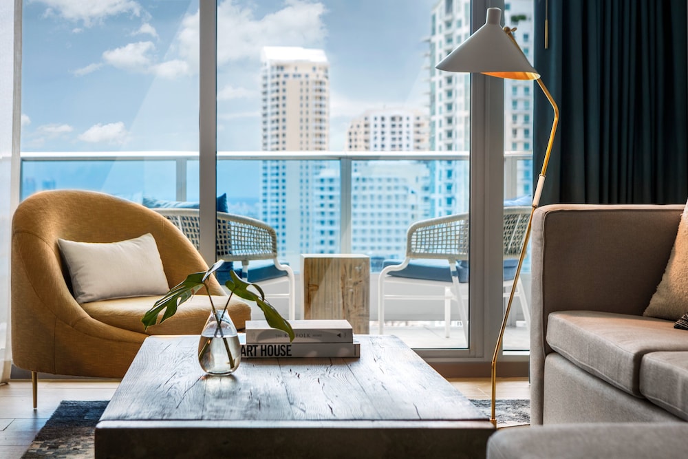 Kimpton Epic Hotel 52/77