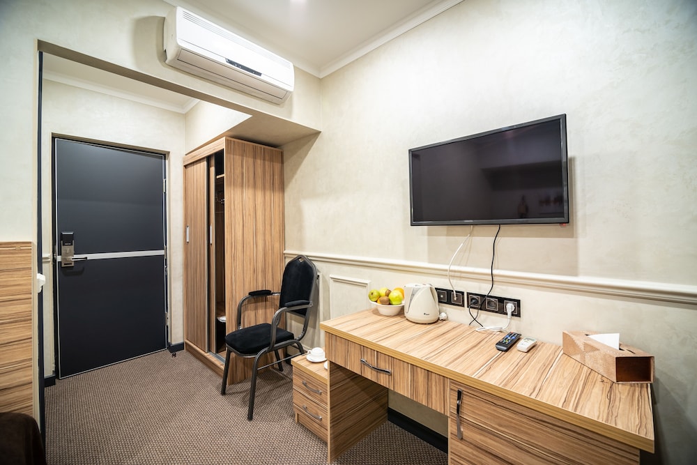 Mildom Premium Hotel 41/45