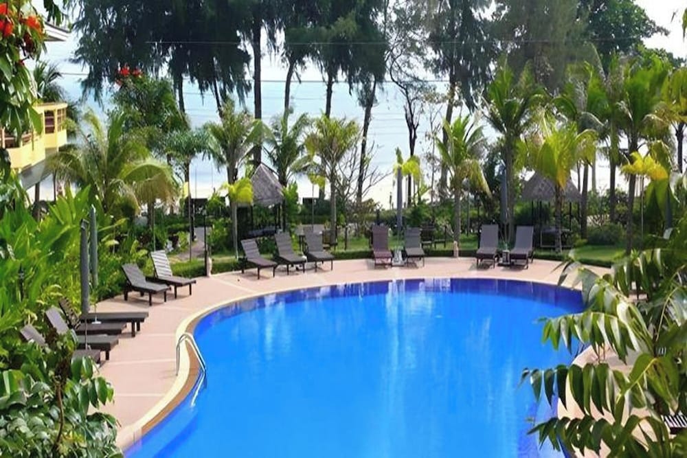 Bacchus Home Resort 75/77