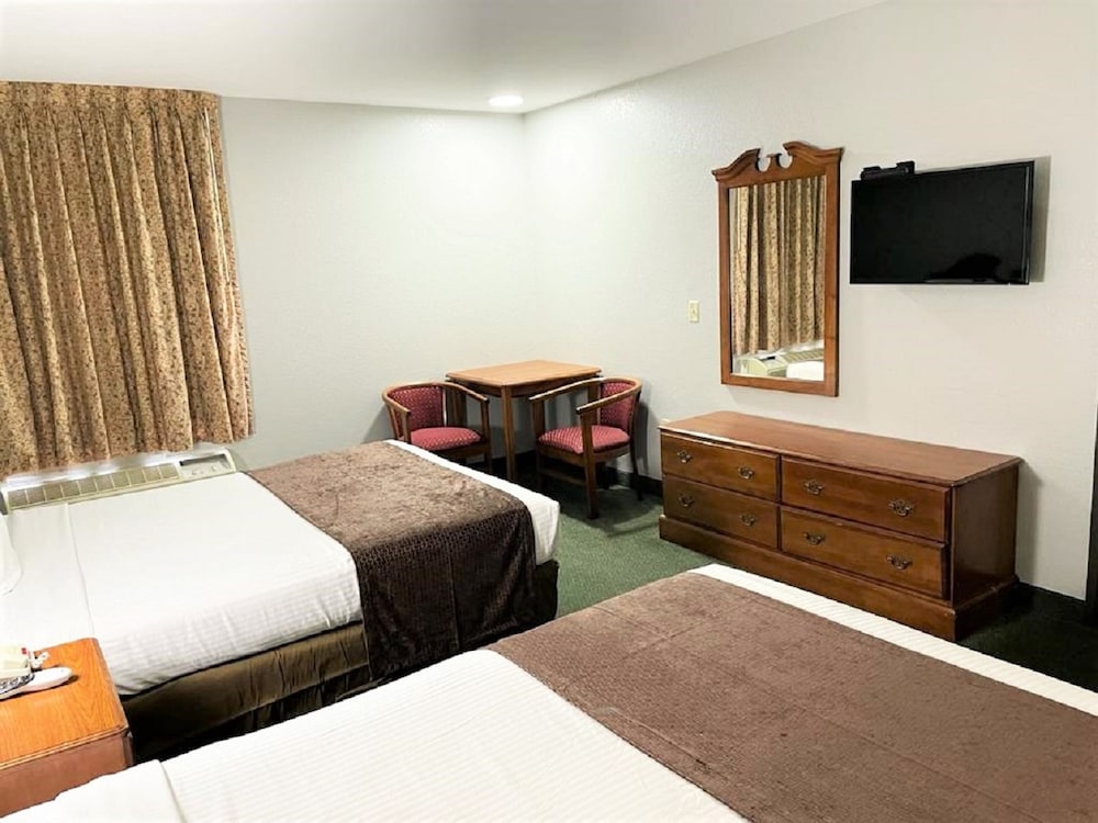 Star City Inn Suites 17/45