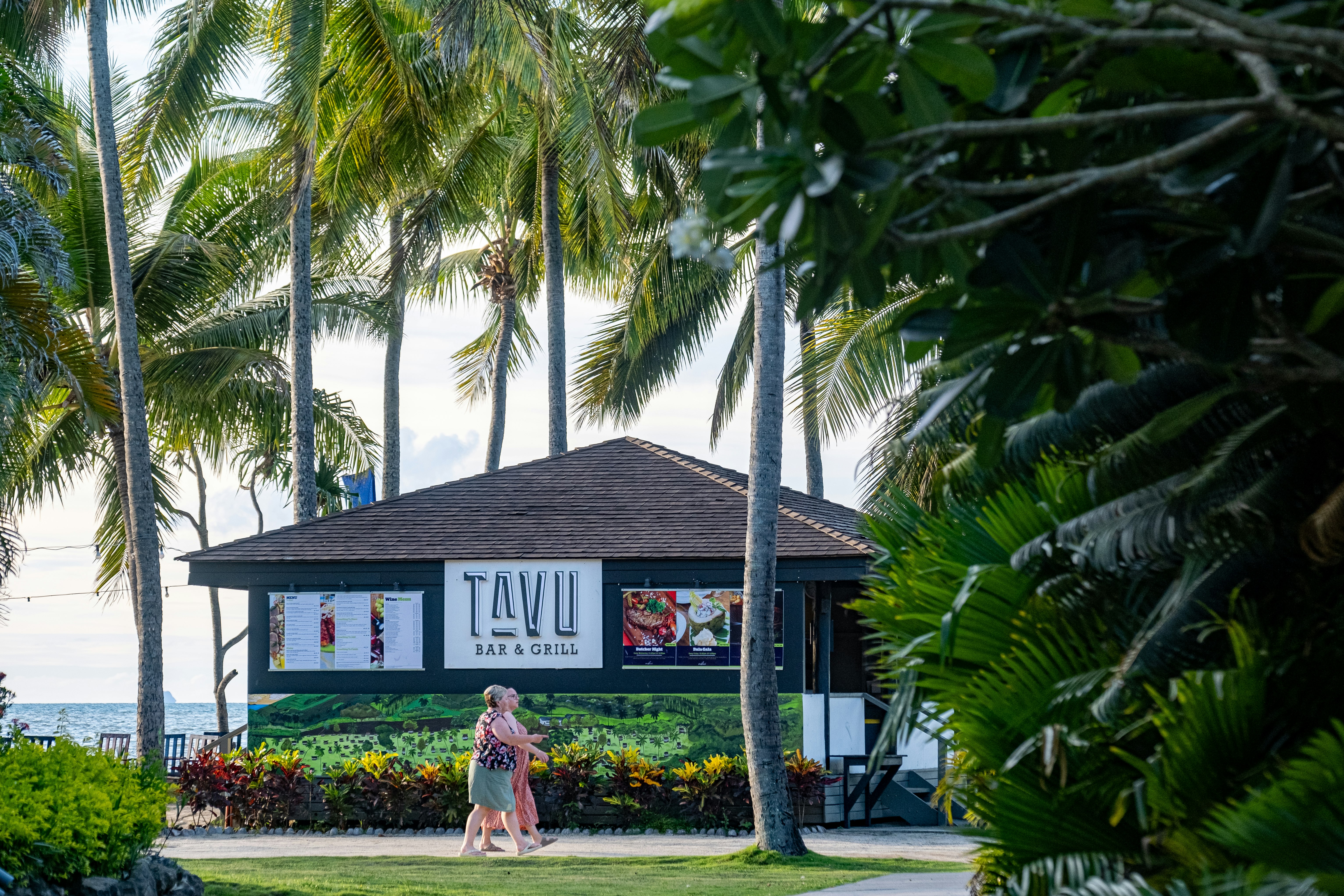 DoubleTree Resort by Hilton Hotel Fiji - Sonaisali Island 62/63