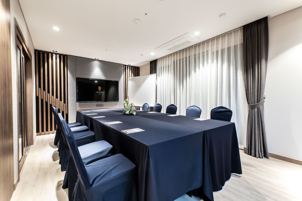 Hotel Intrada Icheon 59/66