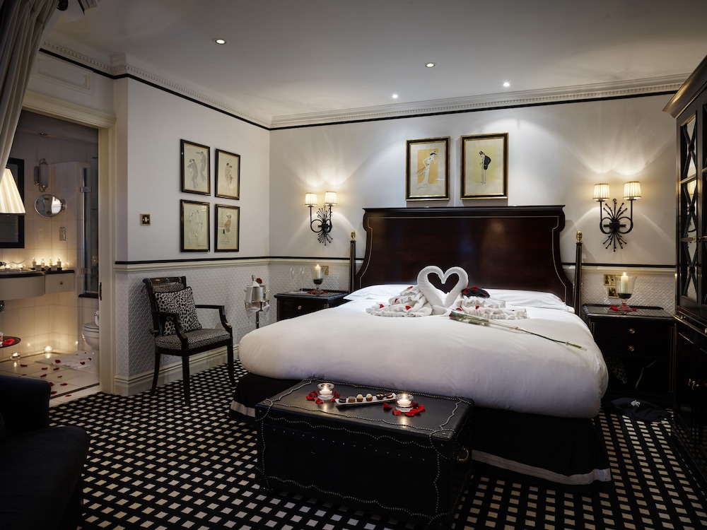 Hotel 41 25/72