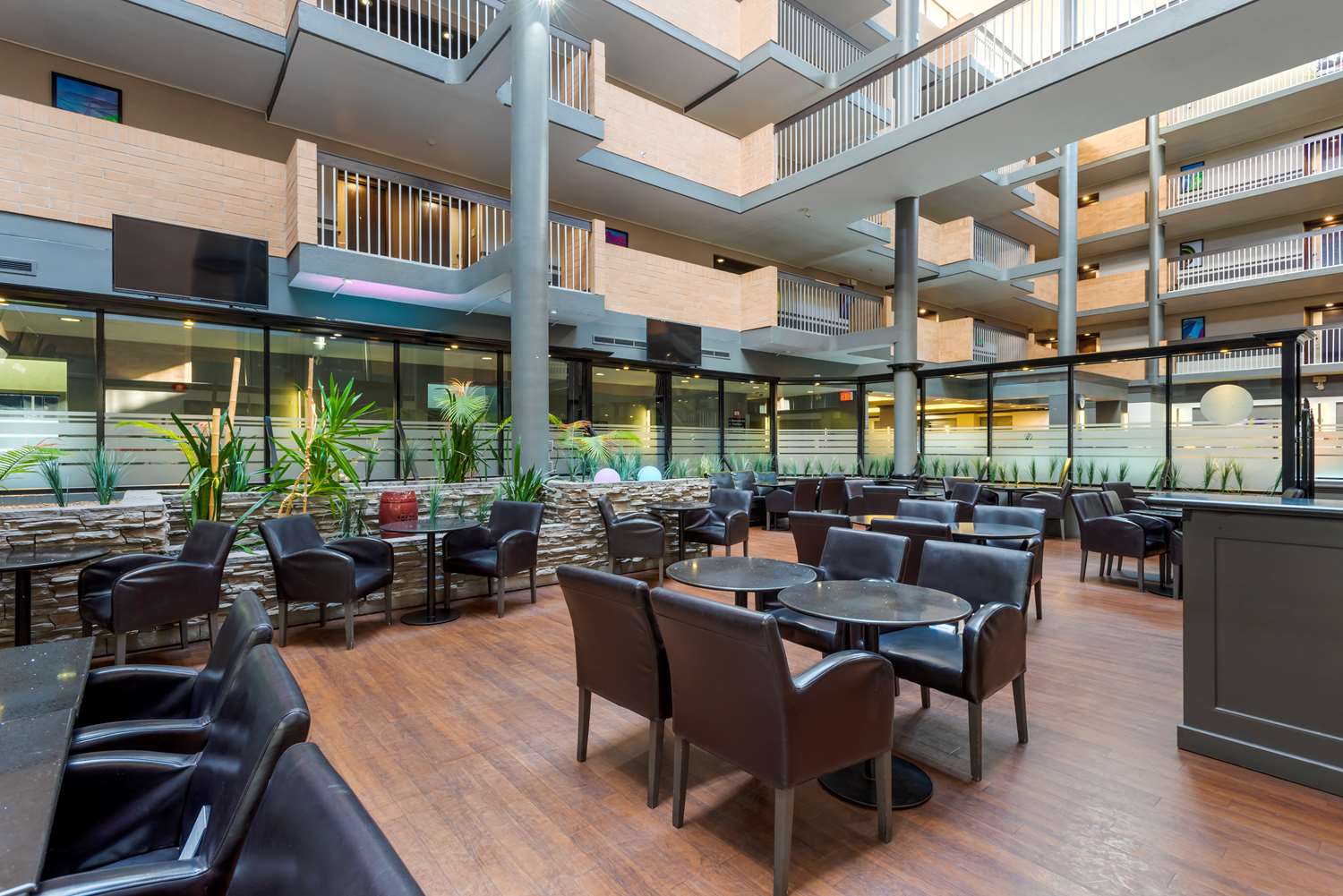 Village Park Inn Calgary 20/29
