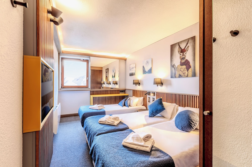 HOTEL CLUB MMV ALTITUDE ARC 2000(FORMERLY MMV HOTEL CLUB ALTITUDE) 11/50