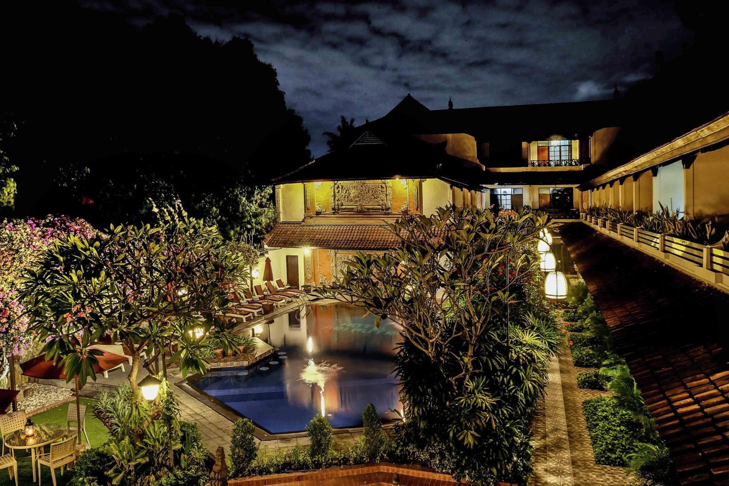 Ari Putri Hotel 36/47