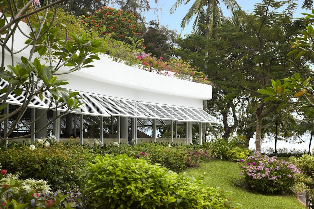 Shangri-La Golden Sands, Penang 11/64
