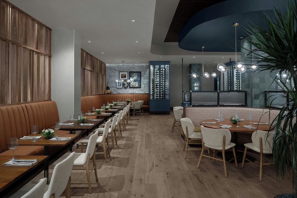 AC Hotel by Marriott Lansing University Area 34/49