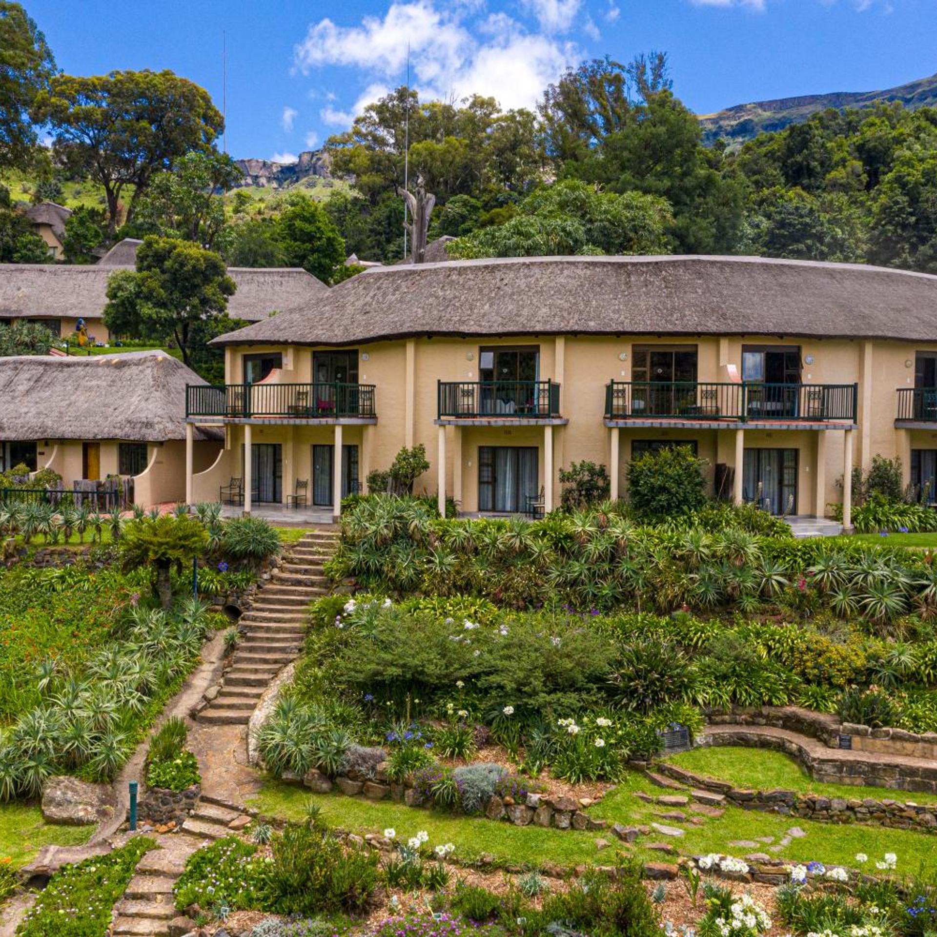 The Cavern Resort & Spa 2/50