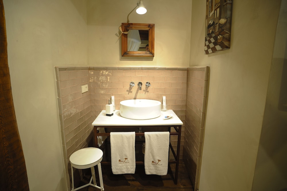 1 Bedroom, Apartment, Double Bed, Jetted Tub, Solaz Del Moros 2/2