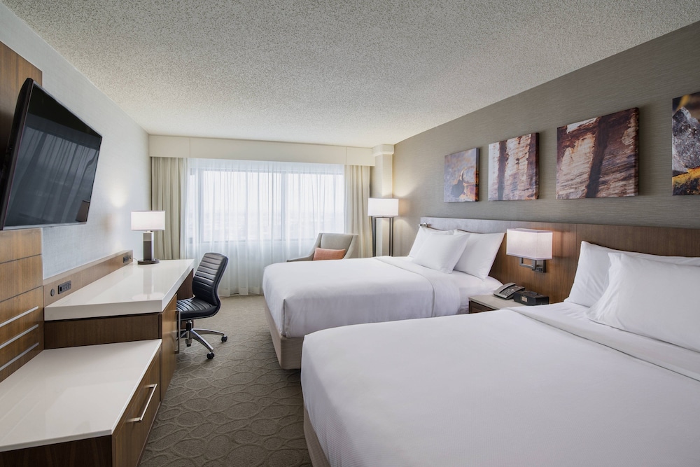 Delta Hotels By Marriott Regina 9/66
