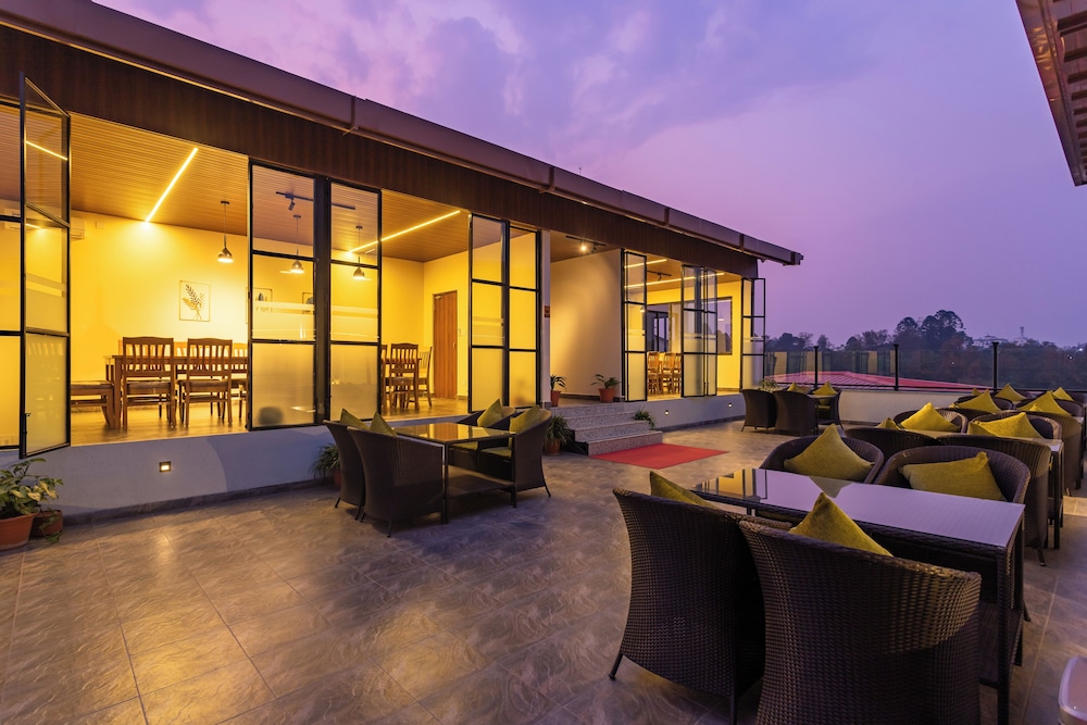 Hotel Crystal Pashupati 8/67
