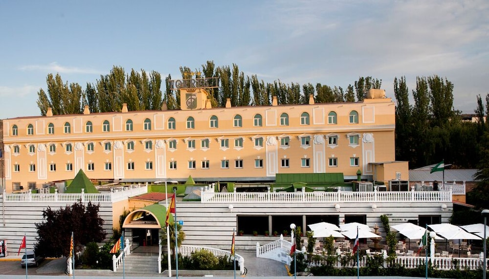 Hotel Torres I 1/50
