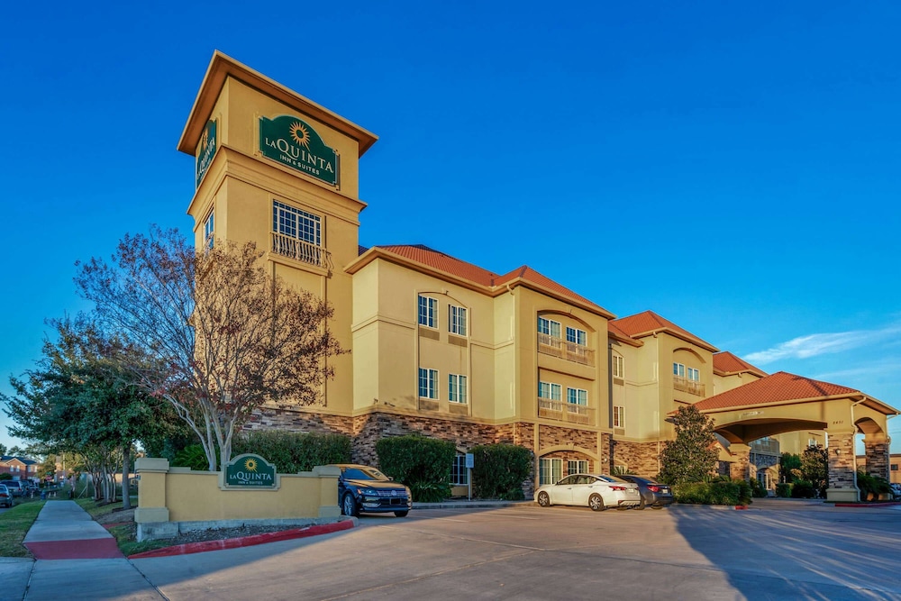 La Quinta Inn & Suites by Wyndham Houston Energy Corridor 5/61