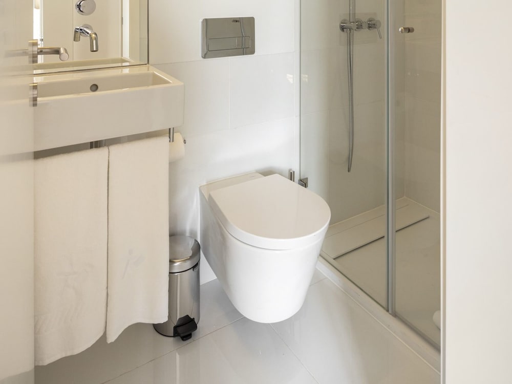 Lisbon Serviced Apartments Madalena 50/50