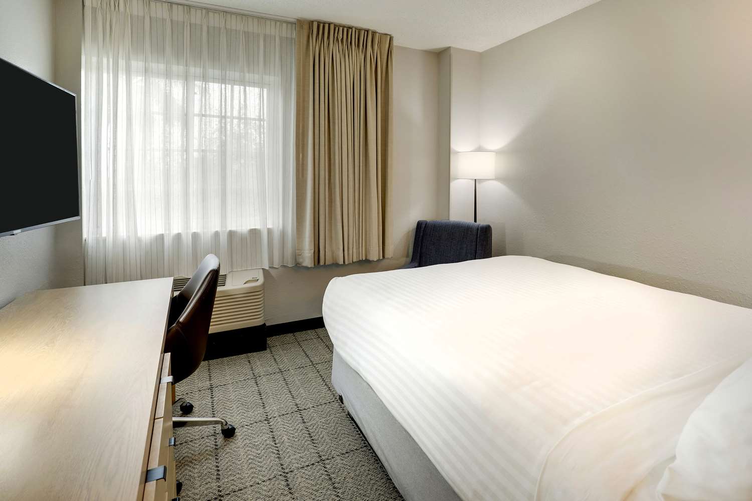 Sonesta Simply Suites Baltimore Bwi Airport 8/20