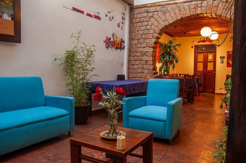 Casa De Las Rosas 41/63