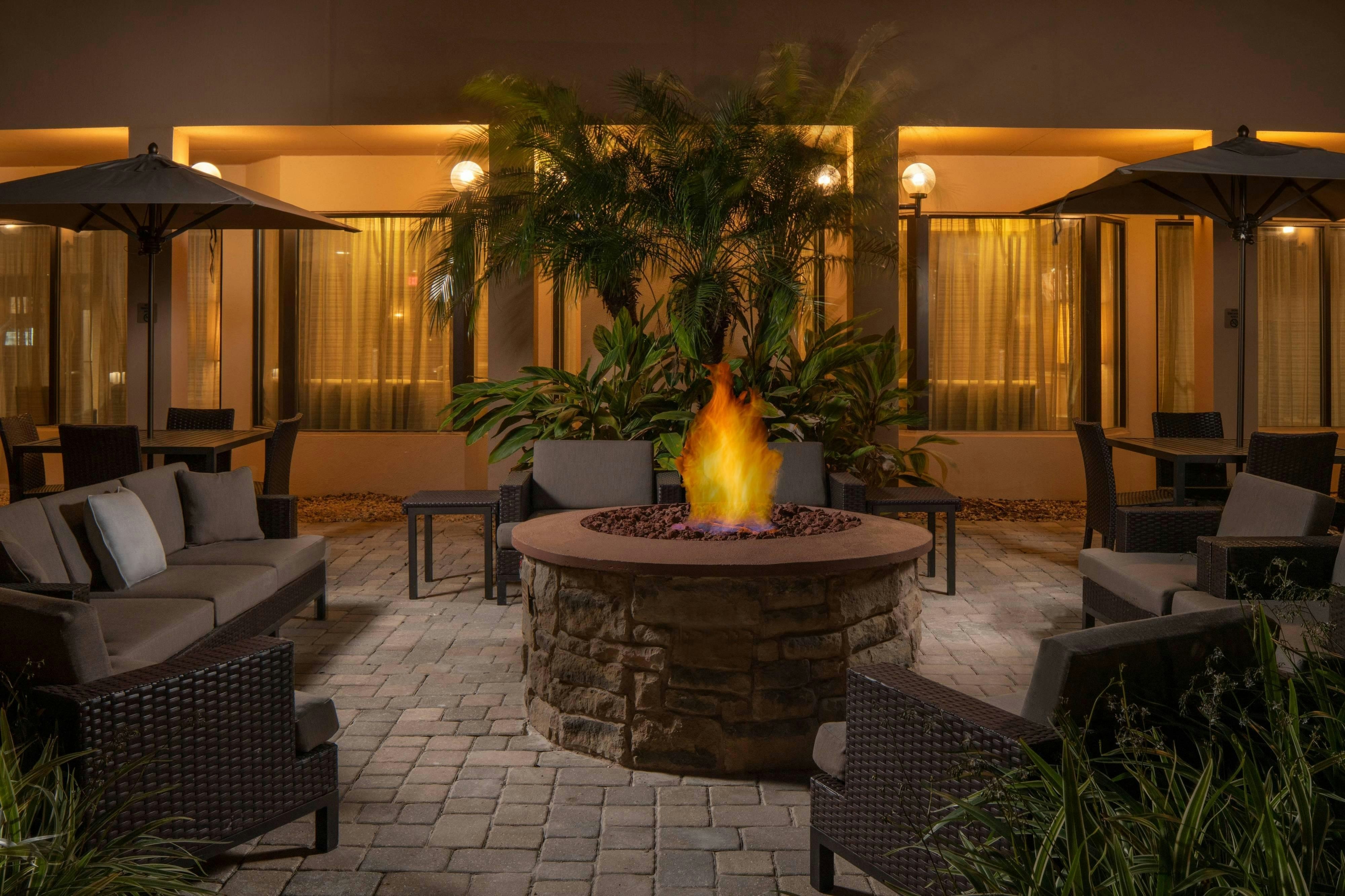 Courtyard by Marriott Jacksonville at the Mayo Clinic Campus/Beaches 21/43
