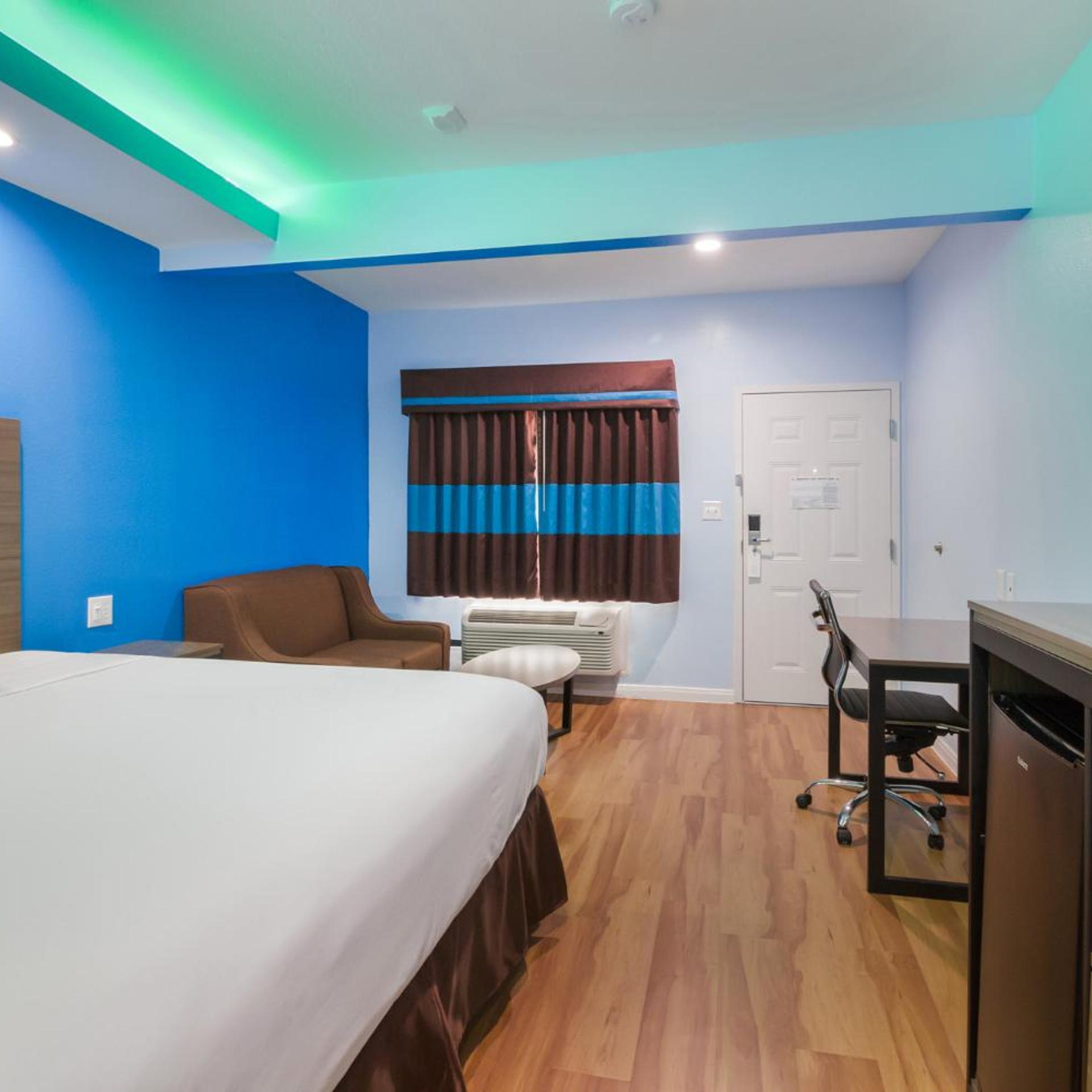 غرفة مفردة بسرير كينج، Americas Best Value Inn Aldine Westfield 5/10