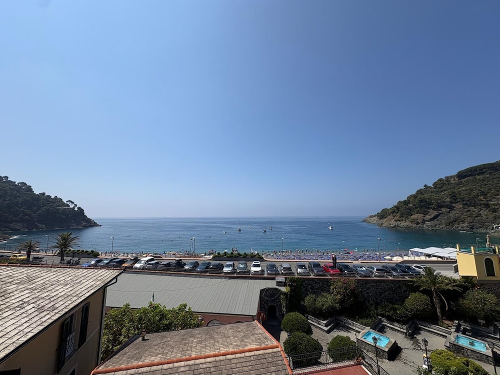 Hotel delle Rose 70/72