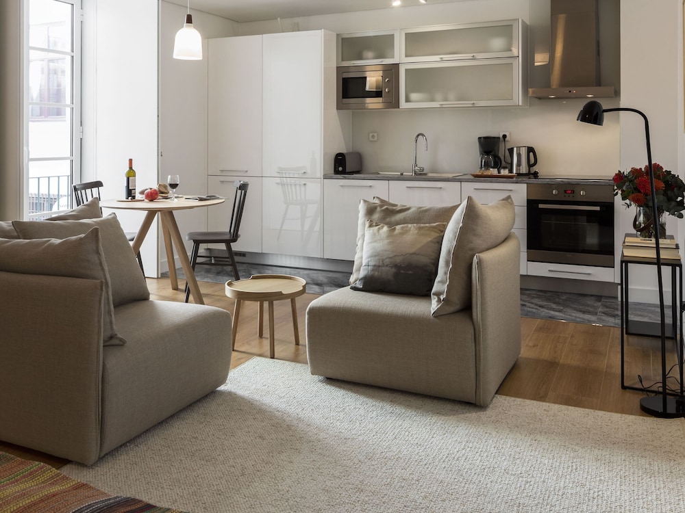 LISBON SERVICED APARTMENTS BAIXA CASTELO 45/74