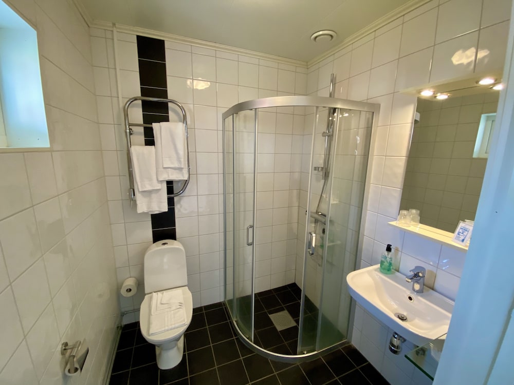 Wallby Sateri 47/49