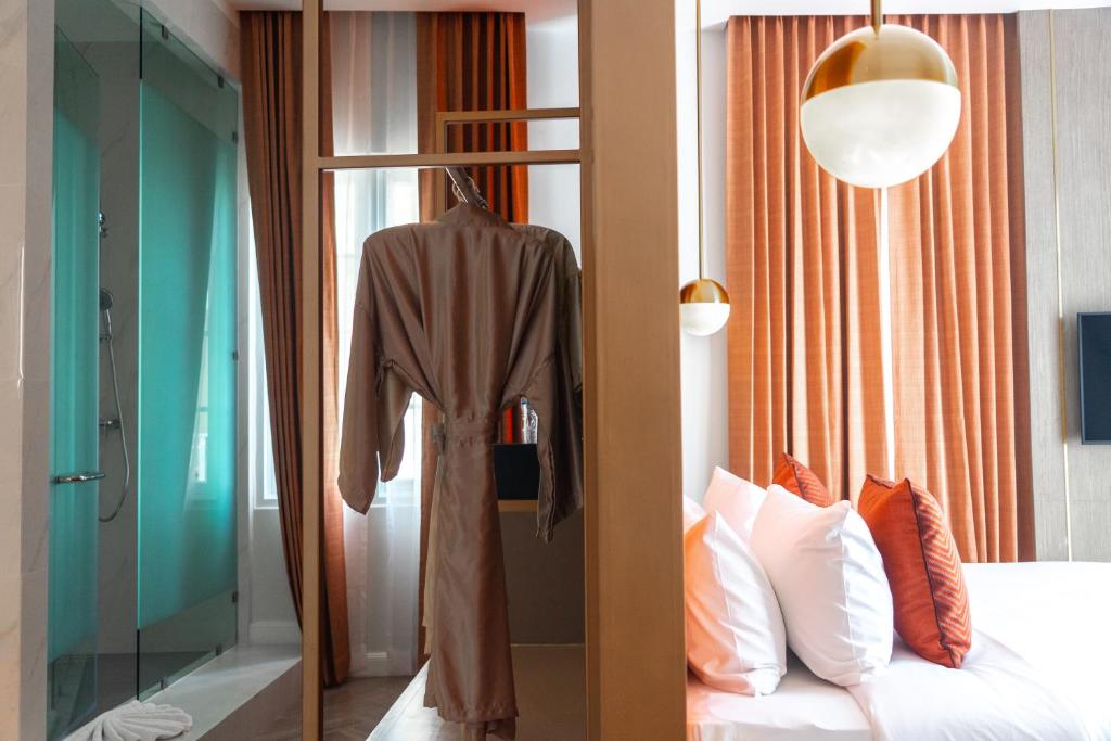 غرفة ديلوكس بسرير مزدوج بإطلالة على النهر، La Seine Hotel 4/7
