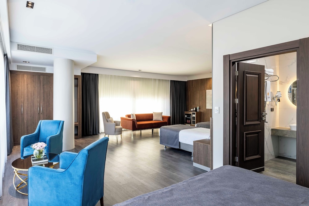 Ezkar Bathonea Art Istanbul Hotel 30/60